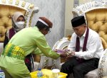 Tiba di Gorontalo, Ismail Pakaya Disambut Adat Mopotilolo