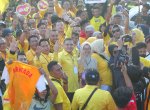 Golkar Makassar Daftar Bacaleg Dikawal Ratusan Simpatisan