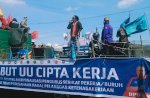 Demo Hari Buruh di Makassar, Polisi Amankan 8 Orang Diduga Kelompok Anarko dan Bom Molotov