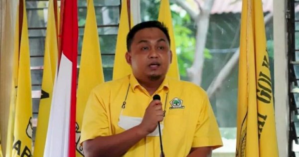 Meyrza Farid Tanggalkan Jabatan Ketua Golkar Bantaeng saat Pendaftaran DCS ke KPU