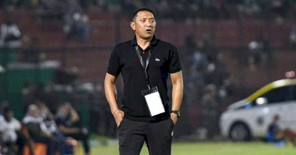 Pelatih Arema FC Soroti Skuad PSM Makassar Musim 2022-2023