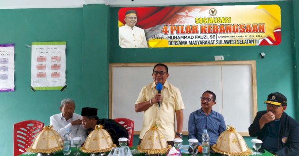 Anggota MPR/DPR RI Muhammad Fauzi Menggelar Sosialisasi 4 Pilar Kebangsaan di Sukamaju