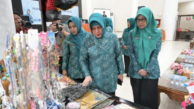 Tingkatkan Kualitas, Ketua PKK Makassar Dorong Produk UMKM Bersaing di Pasar Global