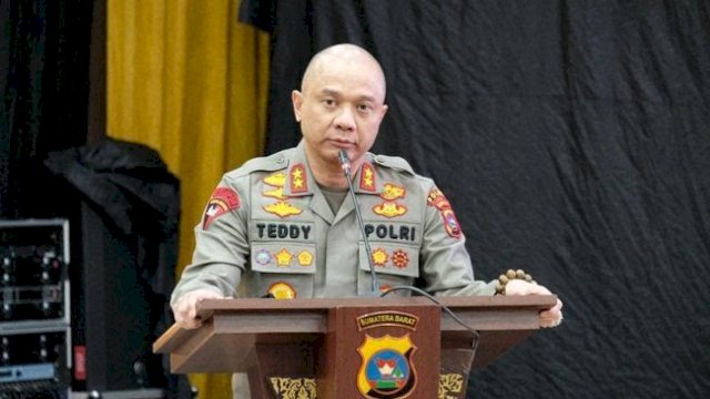 Teddy Minahasa Divonis Penjara Seumur Hidup