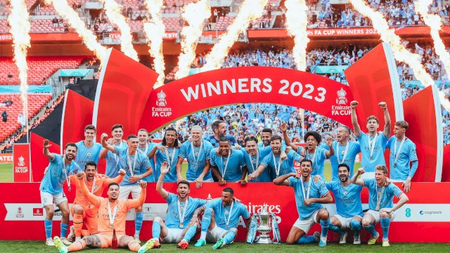 Manchester City baru saja meraih gelar Juara Piala FA, usai menundukkan tim sekotanya, Manchester United, pada Minggu (3/5/2023).