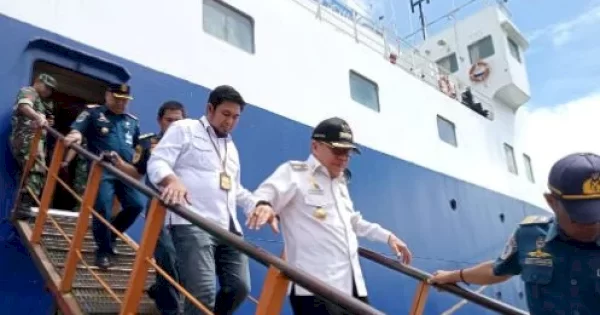 Wali Kota Taufan Pawe Tinjau Kesiapan Arus Balik di Pelabuhan Nusantara