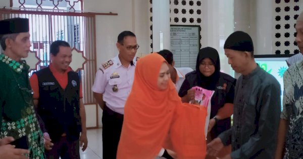 Ketua PKK Parepare Ikut Semarakkan Musda Muhammadiyah dan Aisyiyah dengan Bagi-bagi Sembako