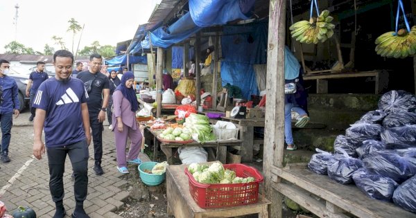 Nikmati Sejuknya Malino, Gubernur Andi Sudirman Sulaiman Jalan Pagi Sejauh 4 Km