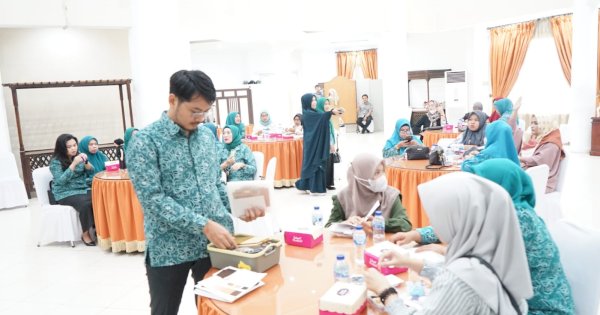 UMKM Naik Kelas, dr Udin Malik Dorong Produk Kriya Punya Cerita