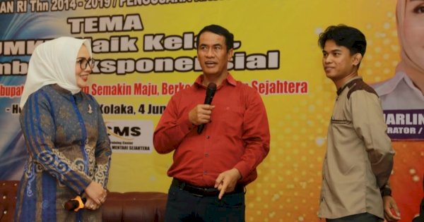 Jiwa Peduli AAS, Beri Beasiawa dan Pekerjakan Mahasiswa Yatim Piatu di Kolaka