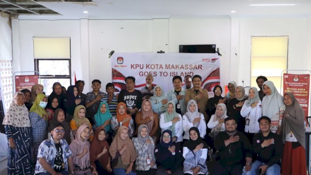 KPU Makassar Goes to Island ke Pulau Barang Lompo