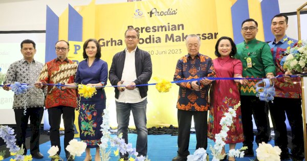 Danny Resmikan Grha Prodia Makassar, Pusat Rujukan Pemeriksaan Laboratorium di Indonesia Timur