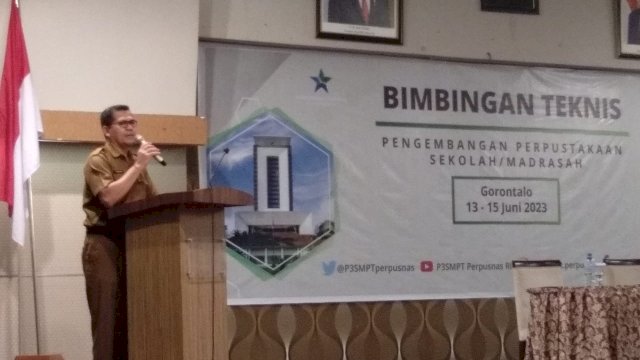 Dinas Kearsipan dan Perpustakaan Provinsi Gorontalo menjadi tuan rumah pelaksanaan “Bimbingan Teknis Pengembangan Perpustakaan Sekolah/Madrasah” Provinsi Gorontalo bertempat di Hotel Maqna Kota Gorontalo, Selasa (13/6/2023).