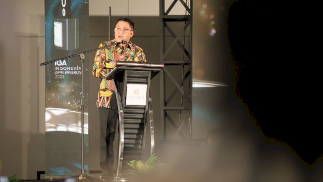 Asisten I Pemerintah Kota Makassar, A. Muh. Yasir yang hadir mewakili Wali Kota Makassar, Moh Ramdhan Pomanto, saat kompetisi Indonesia GPR Award (IGA) 2023 yang dilaksanakan di Hotel Claro, Jumat (16/06/2023).