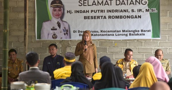 Dusun Katonantana Balakala Akhirnya Dialiri Listrik, Bupati Indah: Syukuran Ini Adalah Kebahagiaan Kita