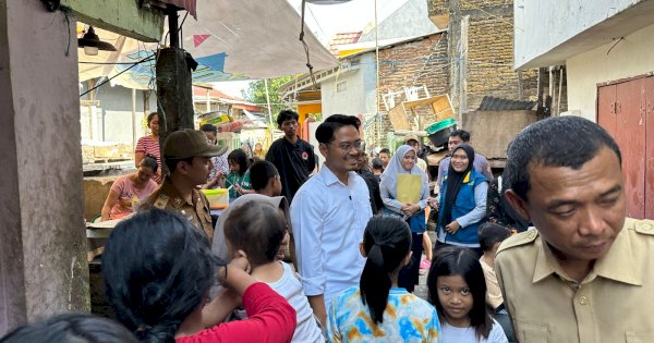 Kunjungi Korban Kebakaran Ballaparang, dr Udin Malik Berbagi Perlengkapan dan Sembako