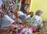 Gerakan Passeddingeng Ganjar Gelar Pelatihan Kerajinan Tangan Bagi Warga Bone