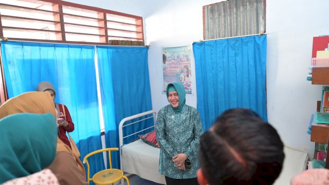 Indira Yusuf Ismail Tinjau Kelayakan Rumah Gizi di Kecamatan Tallo