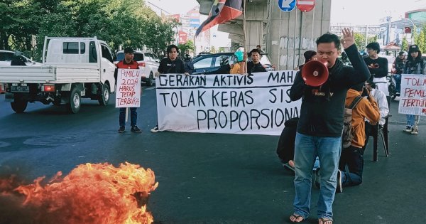 Gelar Aksi Demo, Mahasiswa Tolak Sistem Proporsional Tertutup Pemilu 2024 