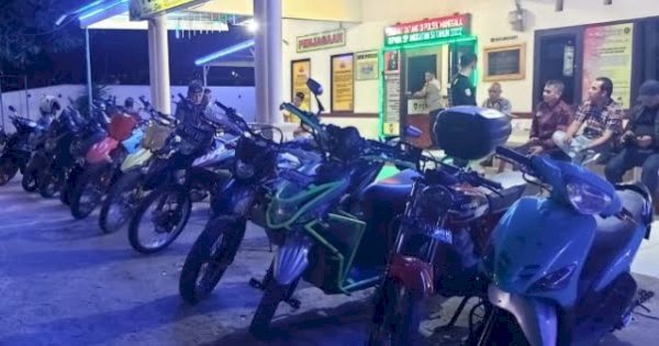 Pakai Knalpot Brong, Puluhan Roda Dua Disita Polisi di Makassar