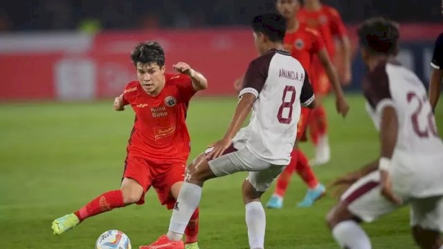 Pelatih Persija: Suporter Mau Nonton Sepakbola, Bukan Lihat Pemain PSM Guling-guling