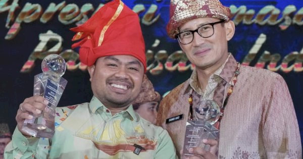 Dispar Makassar Raih Penghargaan Lomba Video Kreatif BBW Kemenparekraf RI