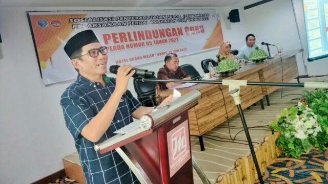 Anggota DPRD Makassar Muchlis Misbah Sosialisasikan Perda tentang Perlindungan Guru