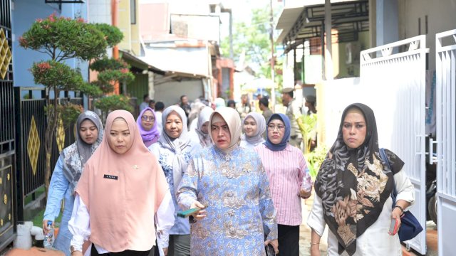 Kelurahan Maccini Sombala Kecamatan Tamalate berhasil meraih juara satu Lomba Kelurahan Tingkat Provinsi Sulawesi Selatan. Dengan demikian, Kelurahan Maccini Sombala akan mewakili Sulsel di Tingkat Nasional.