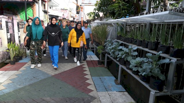 Fatmawati Rusdi Senam Sehat dan Kunjungi Longwis Maastricht Bara Baraya