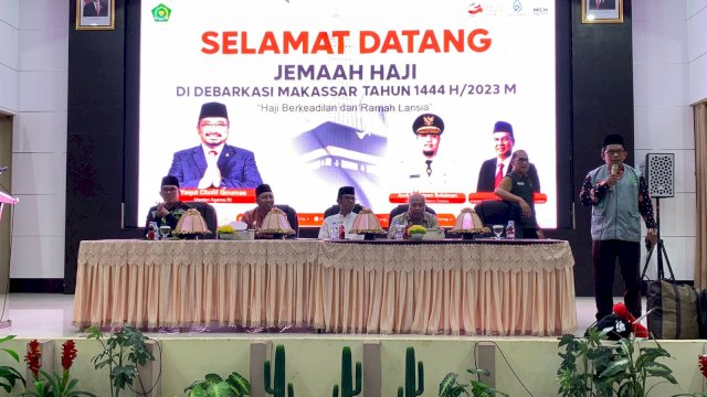 Pj Bupati Setiawanl Aswad Jemput 393 Jamaah Haji asal Takalar di Asrama Sudiang 