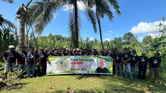 Petani Tebu Bersatu (Petebu) dukung Ganjar menunjukkan sikap kepedulian yang luar biasa terhadap sesama dengan menggelar silaturahmi dan memberi santunan bagi penyandang disabilitas, anak yatim, dan kaum duafa di Desa Masago, Kecamatan Patimpeng, Kabupaten Bone, Sulawesi Selatan pada Rabu (26/7/2023).