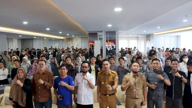 Dinas Pemuda dan Olahraga (Dispora) Kota Makassar melaksanakan pelatihan lifeskill kepada 1.000 pemuda lorong yang dilaksanakan selama 5 hari mulai 25 sampai 29 Juli mendatang di Aerotel Smile Kota Makassar.