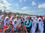 Prabowo Subianto Bersama Susi Pudjiastuti Lepas Anak Penyu di Pangandaran