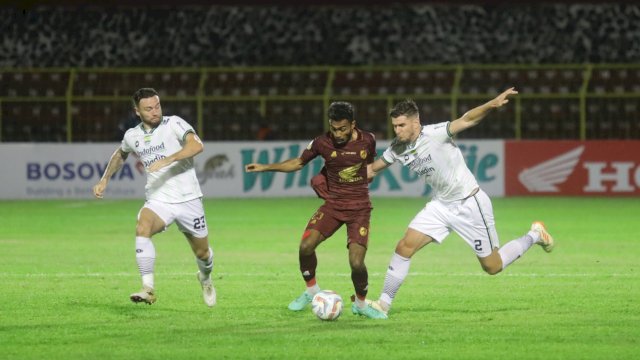 Dokumentasi laga PSM Makassar versus Persib Bandung, di laga pekan keempat Liga 1 2023-2024, di Stadion Gelora BJ Habibie, Parepare, Sulsel, Sabtu (22/7/2023). (foto: Official PSM Makassar)