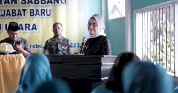 Hadiri Serah Terima Jabatan Lurah, Bupati Indah Minta 2 Program Nasional Bisa Dijalankan 