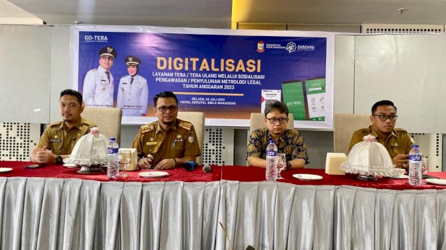 Dinas Perdagangan Kota Makassar menggelar Digitalisasi Layanan Tera/Tera Ulang Melalui Sosialisasi Pengawasan/Penyuluhan Metrologi Legal di Hotel Aerotel Smile Makassar, Selasa (4/7/2023).