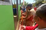 Bupati Maros dan Rektor Unhas Luncurkan Alat Perangkap Sampah Plastik di Sungai