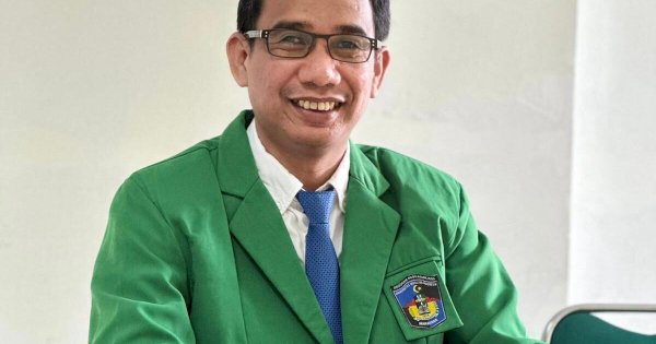 Ujian Tesis Magister Hukum di UMI, Rudianto Lallo Bahas Refungsionalisasi dan Reposisi Fungsi DPRD