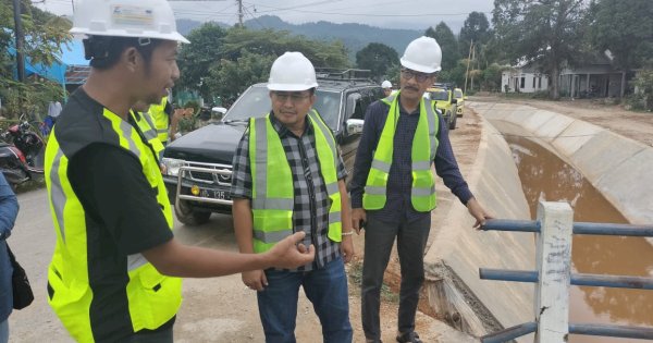 Tinjau Pengerjaan Saluran Suplesi Kanjiro Senilai Rp6,8 M, Fauzi Ingin Pastikan Selesai Tepat Waktu