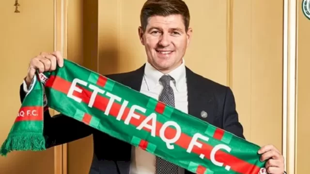 Steven Gerrard Resmi Latih Klub Arab Saudi