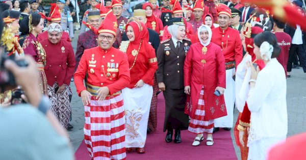 Pakaian Adat Semarakkan HUT Kemerdekaan RI Ke-78 di Makassar