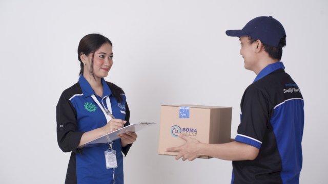 Pengiriman Kargo Jakarta ke Makassar Pakai Boma Cargo, Kirim 10 Kg Bisa!