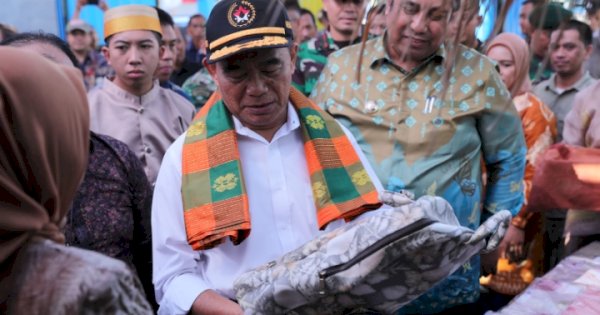 Menko PMK Jadikan BUMDes Dinaril di Kabupaten Maros Sebagai Percontohan 