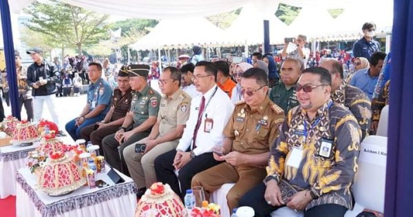 Camat Tallo Hadiri Peringatan Hari Keluarga Nasional di Anjungan Pantai Losari