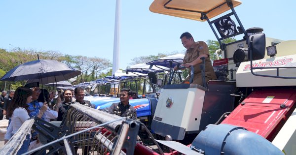 Pemprov Sulsel Dapat Bantuan Alat Pertanian dari Kementan, Ada 60 Unit Traktor 