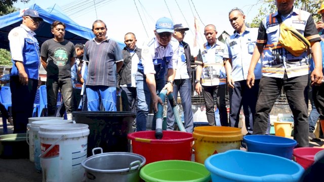 Kemarau Belum Berlalu, Beni Iskandar dan Jajaran Pantau Langsung Pembagian Air ke Pelanggan