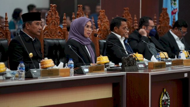 Dokumentasi Rapat Paripurna, Jum'at (29/9/2023) antara Pemprov Sulsel dan DPRD Sulsel yang membahas Rancangan Peraturan Daerah (Ranperda) Anggaran Pendapatan dan Belanja Daerah (APBD) Perubahan tahun 2023 menjadi Perda. 