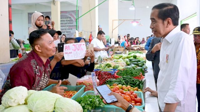 Harga Beras Masih Mencekik, Presiden Jokowi Bilang Dampak Super El Nino
