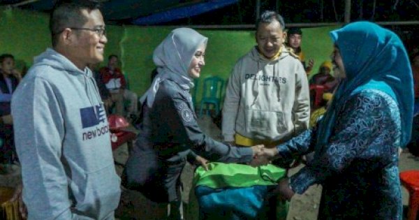 Bupati Indah Serahkan 28 Antropometri ke Puskesmas Seko