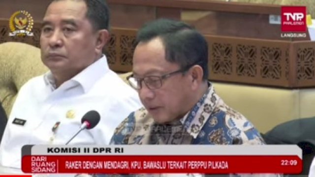 Mendagri Tito Karnavian dalam rapat kerja (Raker) Komisi II DPR RI bersama KPU hingga Bawaslu, Rabu malam (20/9/2023). 